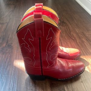 Size 1.5 Red boots with black/white stitching.